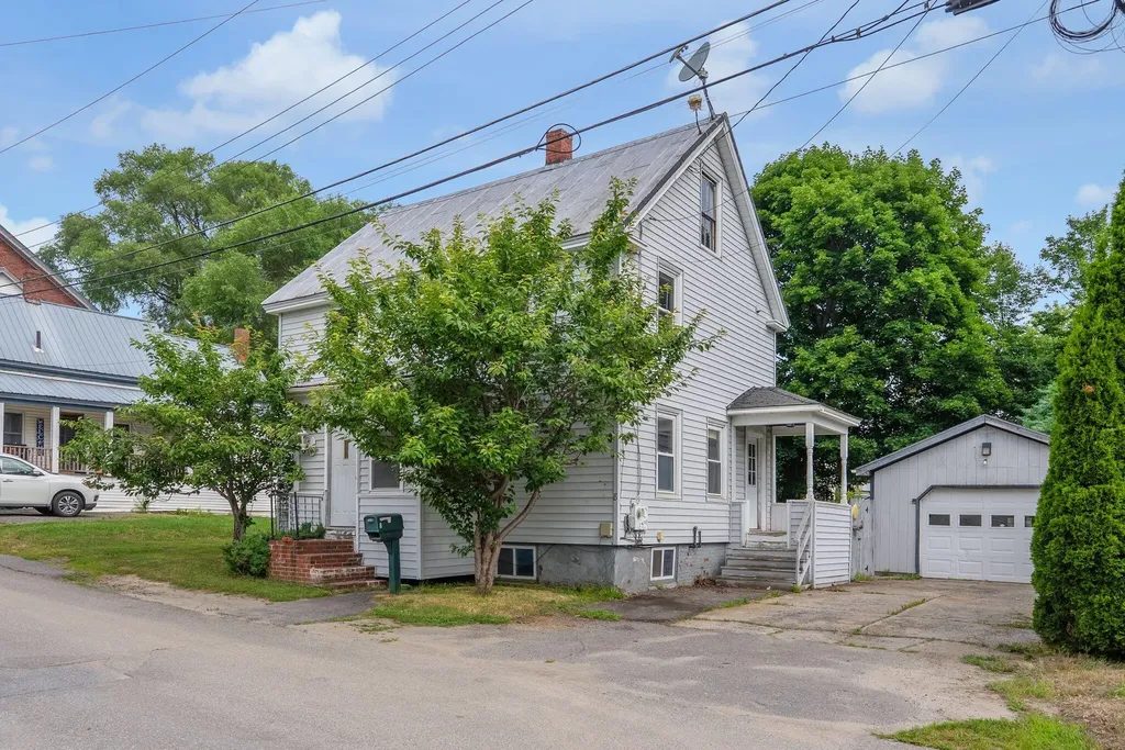 8-vigue-street-waterville-me-04901